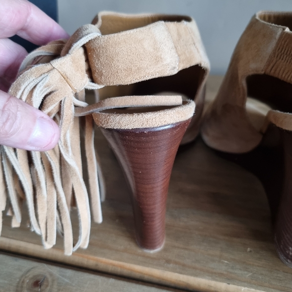 Chloe tan suede open toe wedges with Tassels sz 41 uk 7.5 - Picture 7 of 11
